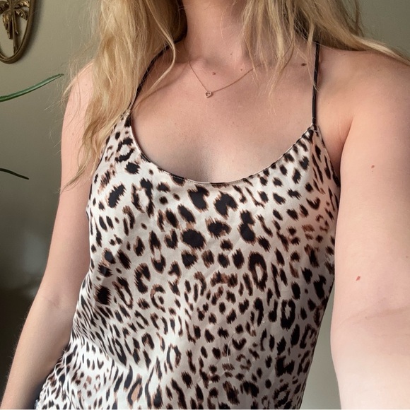 Victorias Secret Silky Animal Print Top - Picture 3 of 7